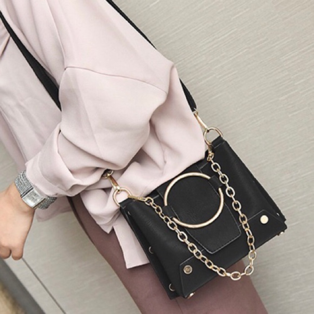 🆕 MADRID Metal Chain Crossbody Tote - Picture 4 of 8